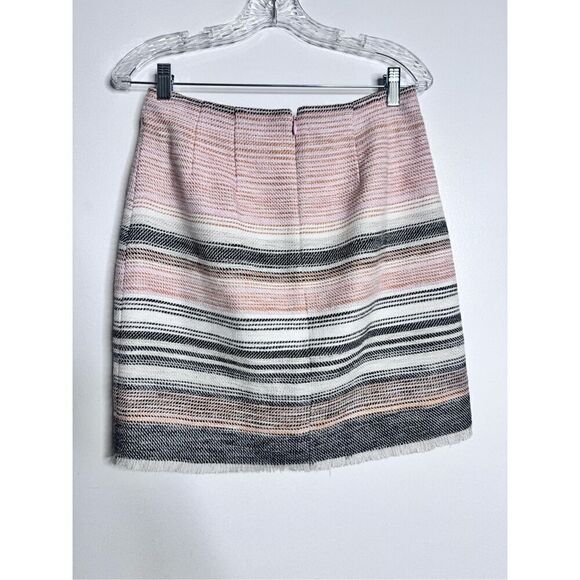 Loft pink and neutral quilted raw hem mini skirt sz 6 - Picture 5 of 6